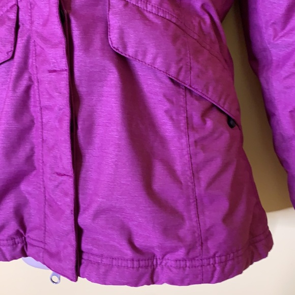 Xs Juniors The North Face 2 in 1 Jacket - Picture 3 of 7